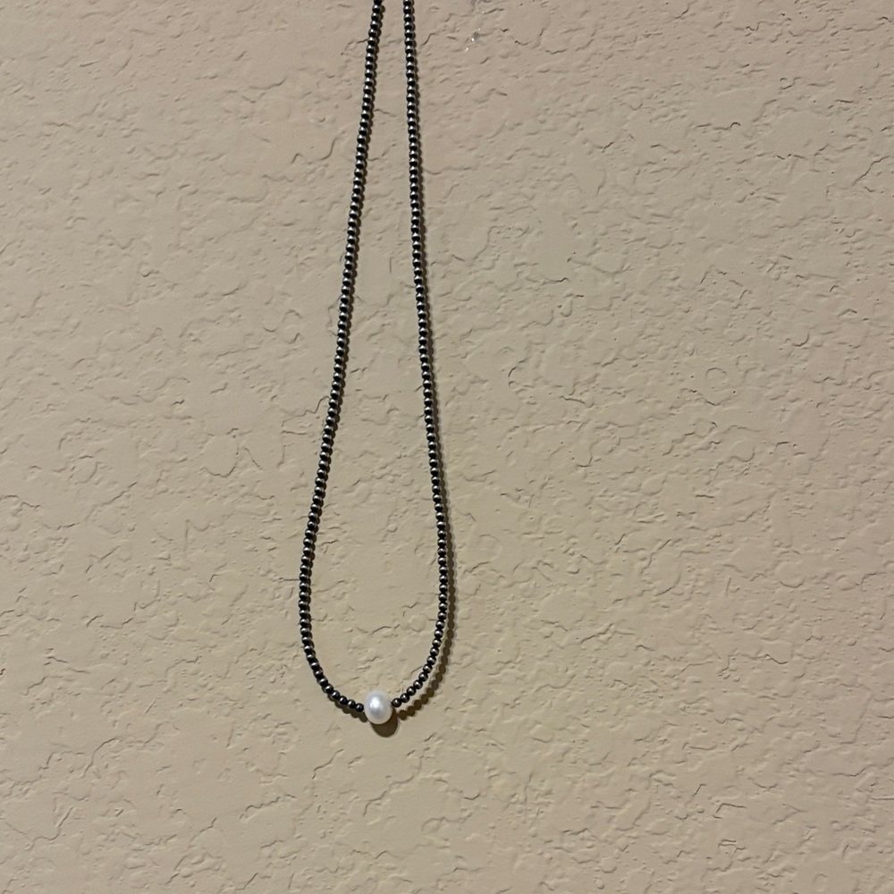Navajo Pearl Necklace with Single White Pearl